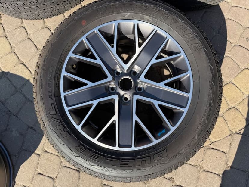 Koła 20/8 Jeep Wrangler