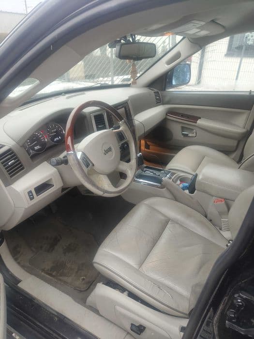 Jeep Grand Cherokee Overland Hak