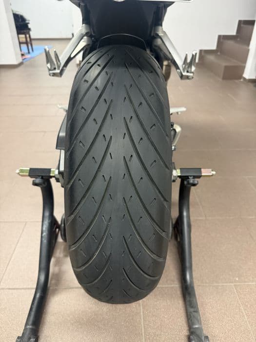 Honda cb650r  zadbana