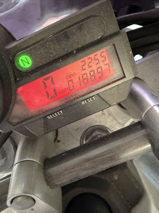 Motor yamaha mt03 2006