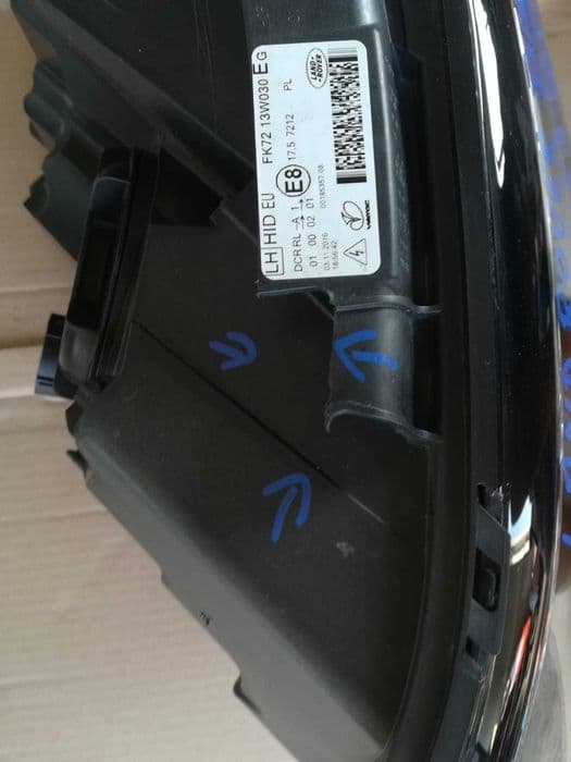 Lampa przód lewa Land Rover Discovery SPORT Bi-Xenon