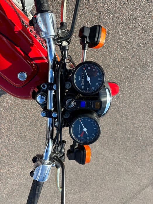 Honda cb125 twin