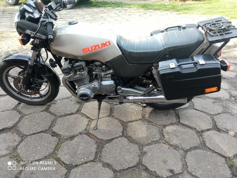 Motocykl Suzuki GSX 1100e