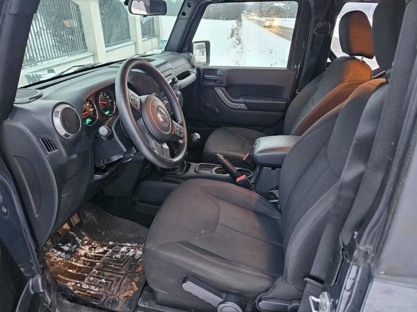 Jeep Wrangler 2017 manual, cena netto 72357 zł + vat