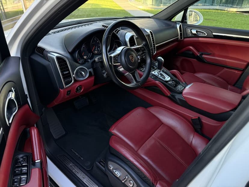 Porsche Cayenne 2016 3.6 Benzyna 94 tys.km