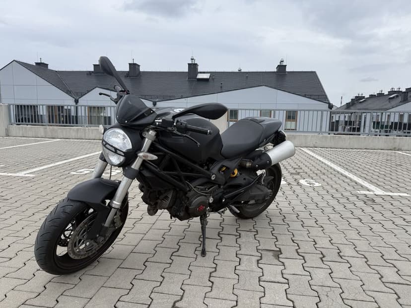 Ducati Monster 696 – czarny mat, sprawny, gotowy do jazdy | Poznań