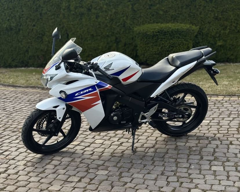 HONDA CBR 125, Jc50 Kat. A1/B, Motocykl 125cm3! (YZF MT DUKE)