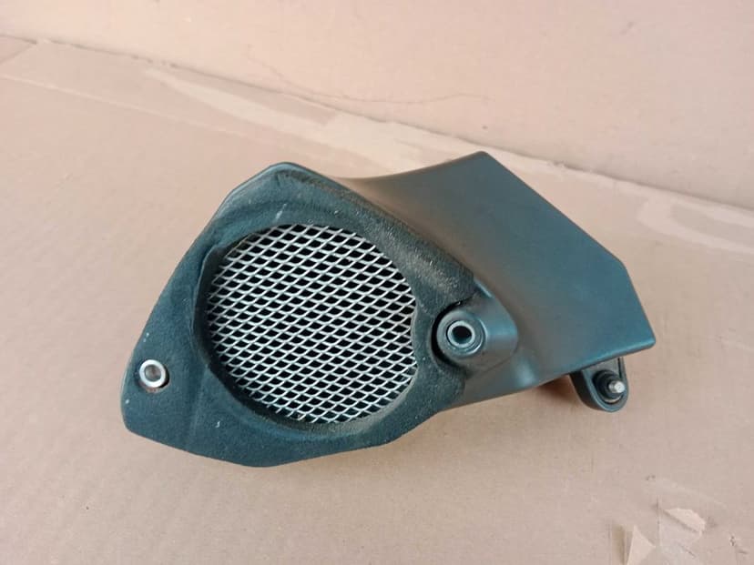 Aprilia Tuono RSV 1000 Mille Lewy Wlot Tunel Powietrza 02-05 Tunel