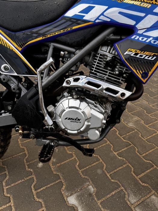 Asix defender 250 cc