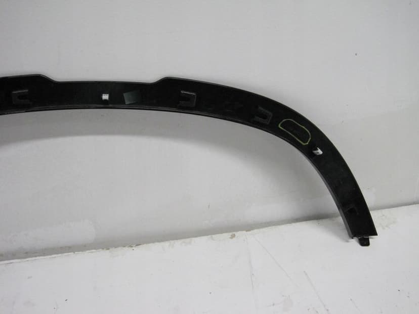 NAKŁADKA LISTWA BŁOTNIKA LAND ROVER DEFENDER L8B2-286D02-BX