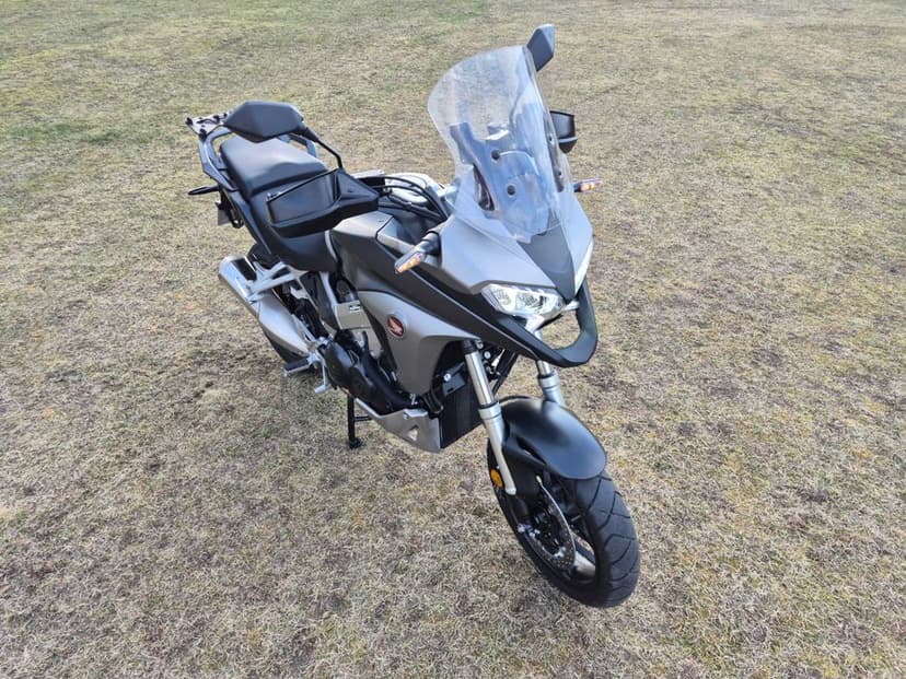 Jak NOWA Honda VFR 800 X Crossrunner / ABS / Full LED / TC / cross