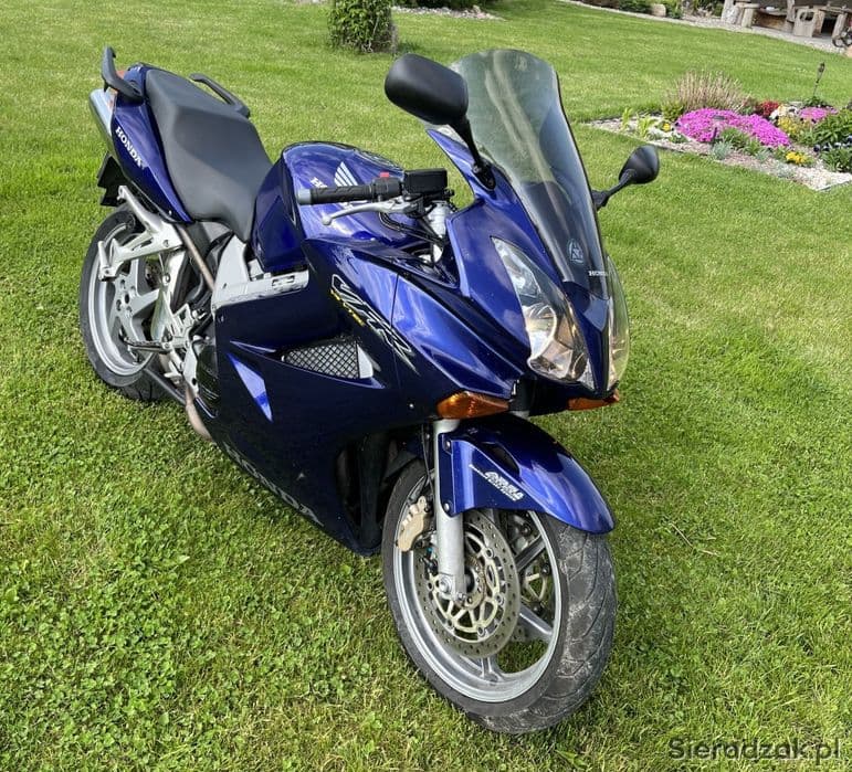 Honda VFR 800cm 2005r