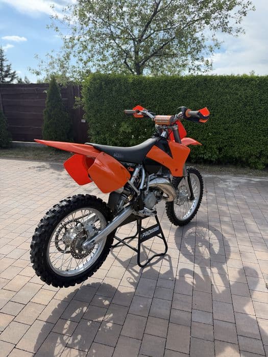 KTM SX 125 świeżo po generalce tłok B i korba 5mth temu, nowe plastiki