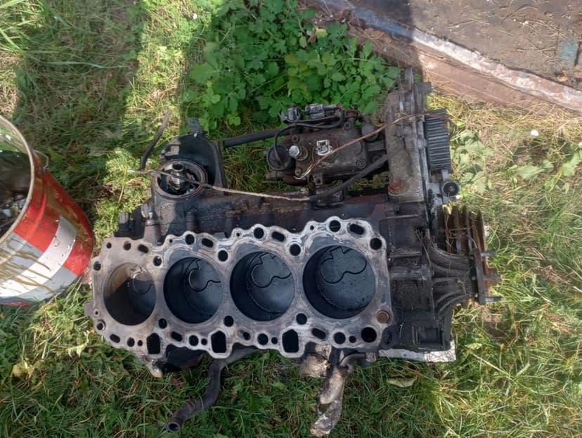 Silnik kompletny toyota 4runner. land ctuiser.hilux surf 3.0 te 1KZ te