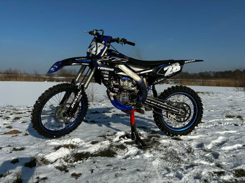 Yamaha YZ250F 2022  NOWE:  -Cylinder, -Tłok, -Głowica, -Zawory, -Korba