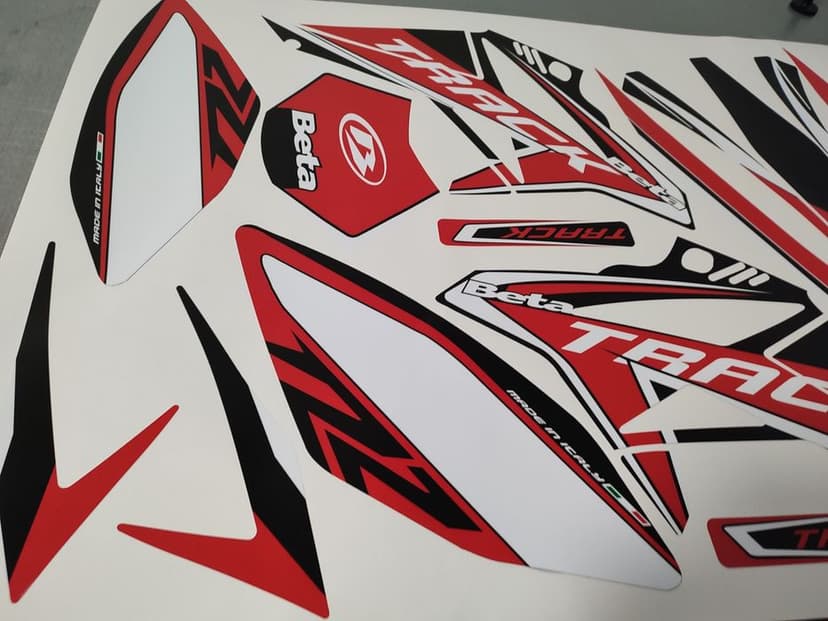 Naklejki Beta RR TRACK komplet + naklejki na oba koła !!! !!!