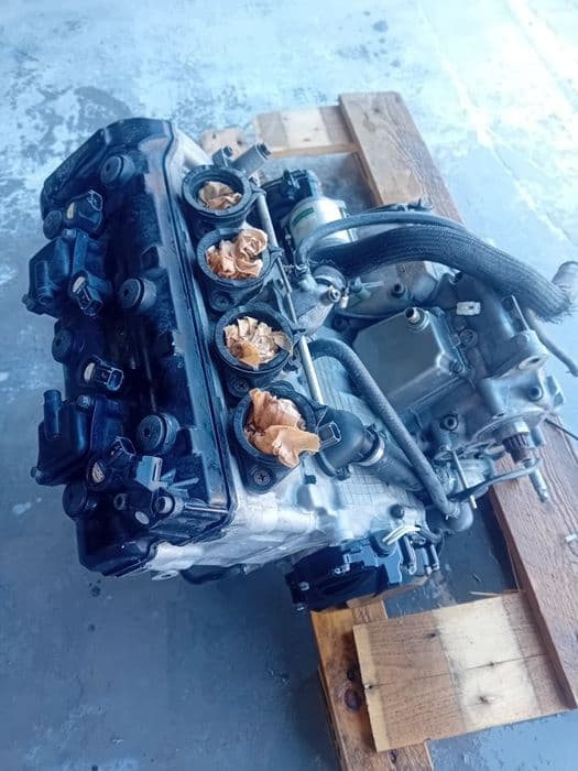 Suzuki gsxr 1000 k6 kompletny silnik