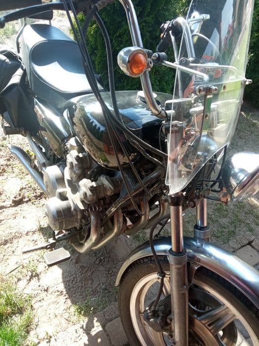 Honda CB750 Custom