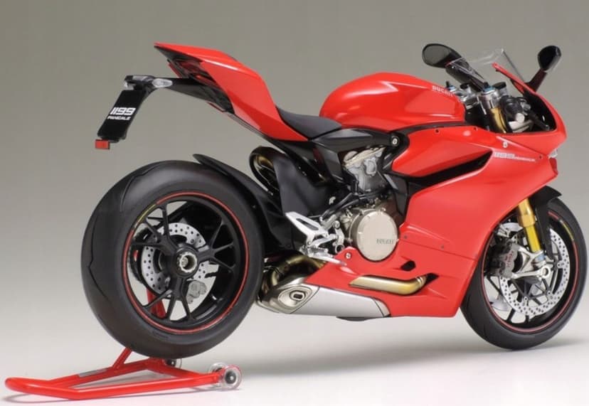 model do sklejania 1/12 motocykla Ducati 1199 Panigale S Tamiya 14129