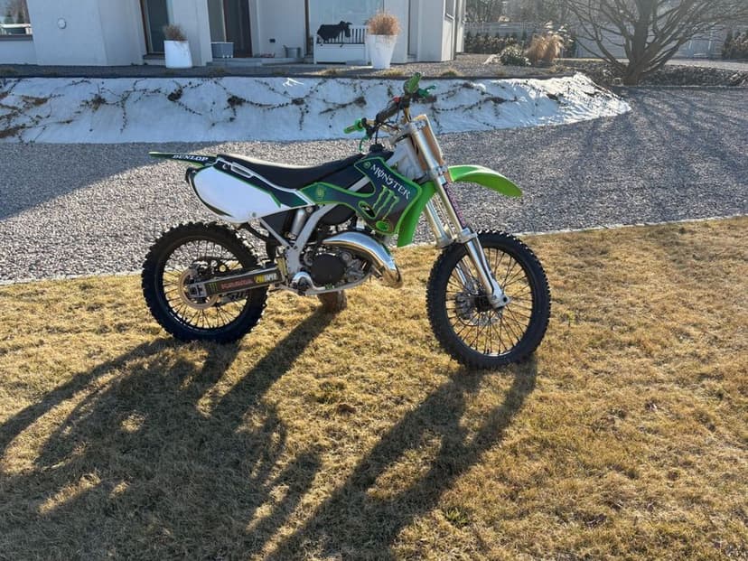 Kawasaki kx 125 2t cross (po remoncie)