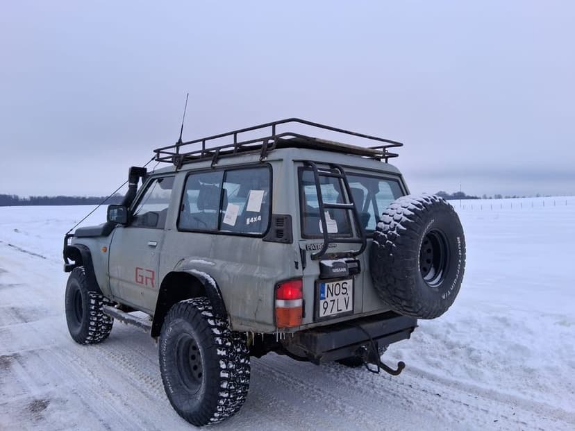 Nissan Patrol Y60 2.8td