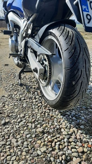 Yamaha FZ6 Fazer 2004r. świeżo po serwisie + kufer centr.Givi Maxia 3