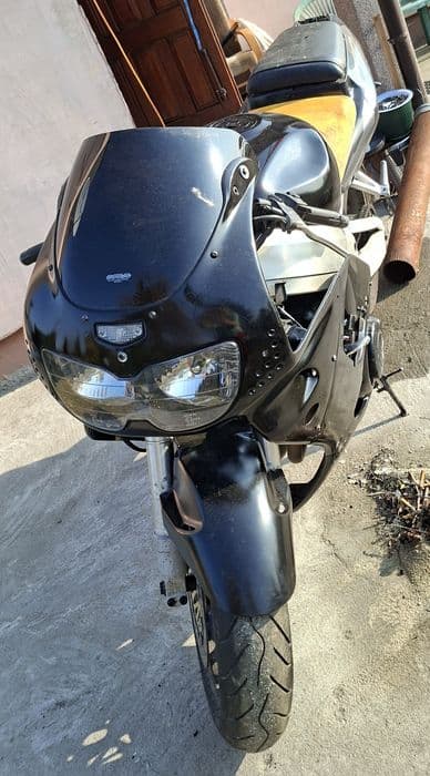 Honda Cbr 900rr sc33