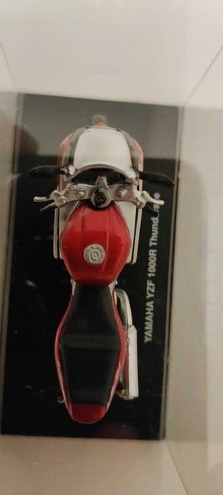 Yamaha YZF 1000R  - model w skali 1:43. Nowy. dla kolekcjonera
