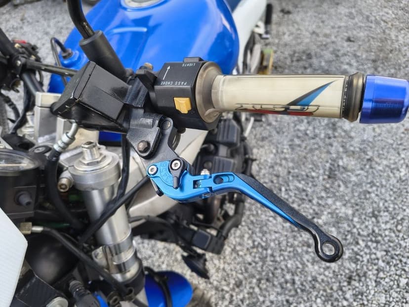 Suzuki GSX-R 1100 naked sport