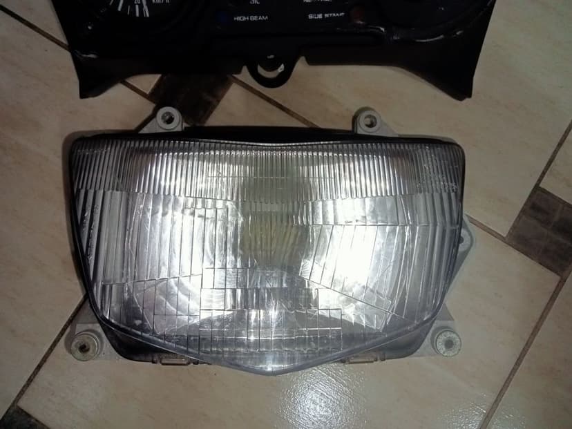Reflektor licznik honda CBR 600
