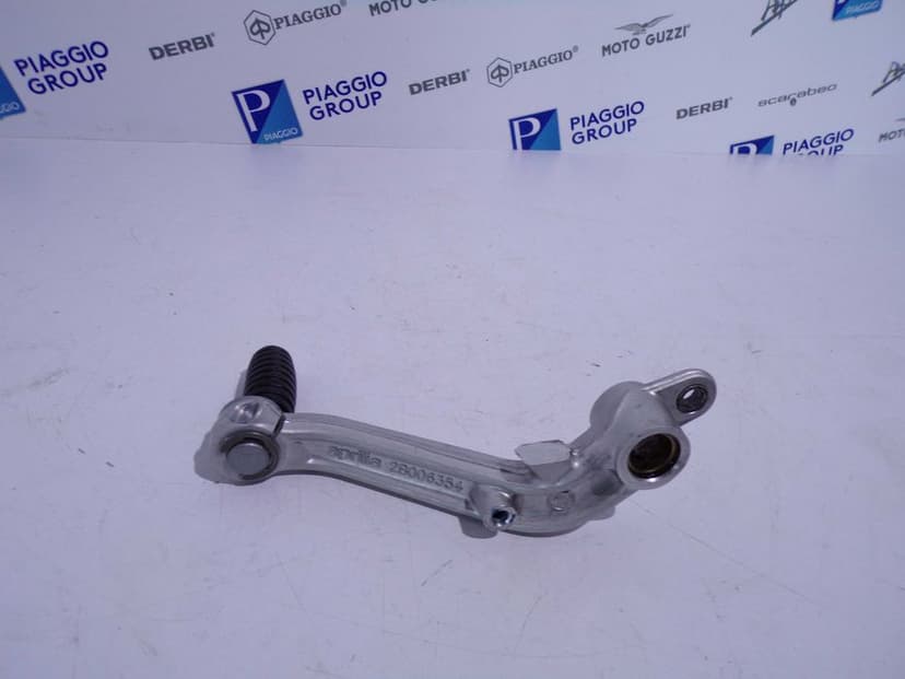 Aprilia Tuono 660 RS 660 dźwignia pedał hamulca nożnego OEM.