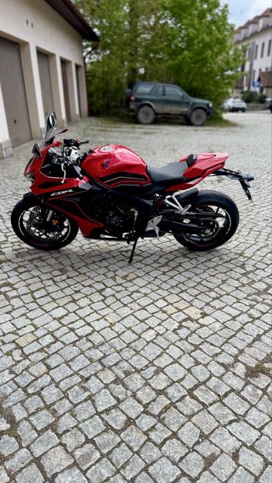Honda CBR 650R stan perfekcyjny