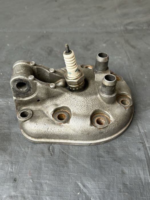 Głowica KAWASAKI KX250 Silnik cylinder