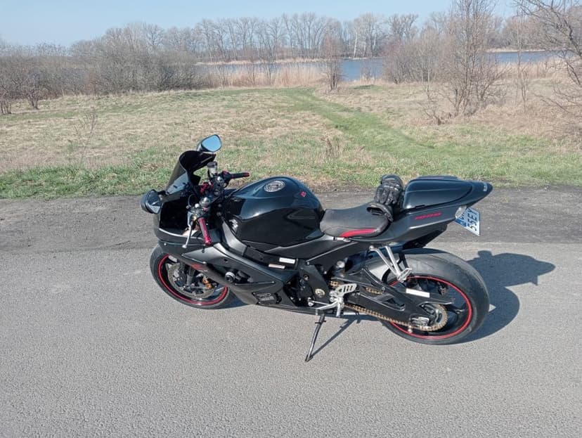 Suzuki Gsxr 1000 k5 k6