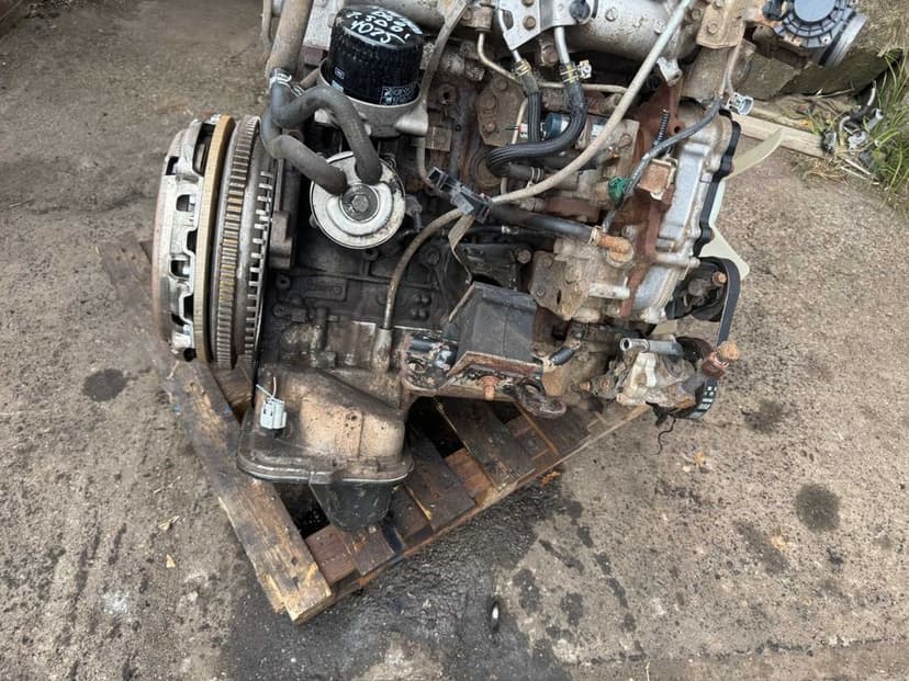 silnik YD25DDTi 2.5 dci navara cabstar euro 5 kompletny 172 tys