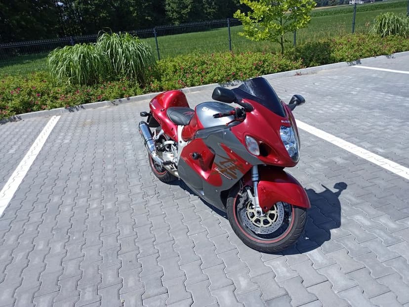 Suzuki Hayabusa 2001r (przebieg 19900tys)
