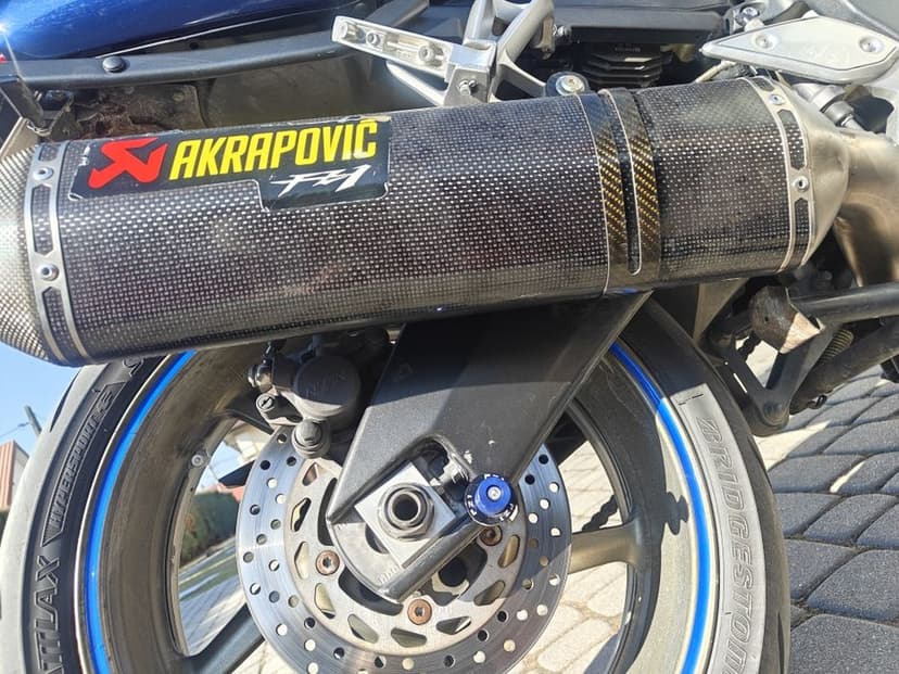 Wydech tłumik Akrapovic Yamaha fz1