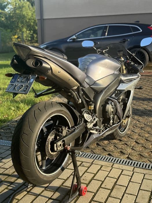 Yamaha r1 2005r rn12