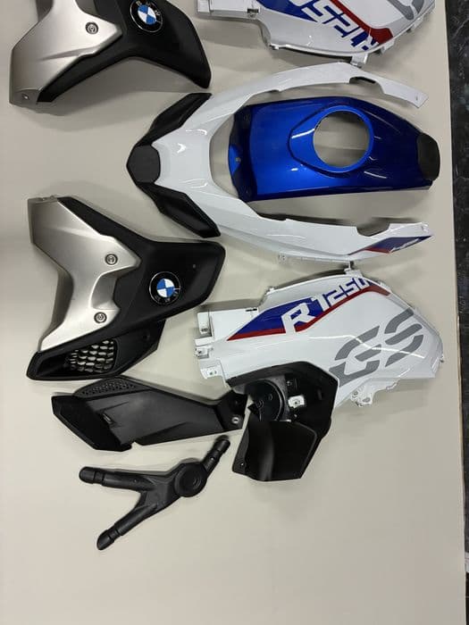 Owiewki Plastiki BMW R1250gs HP komplet