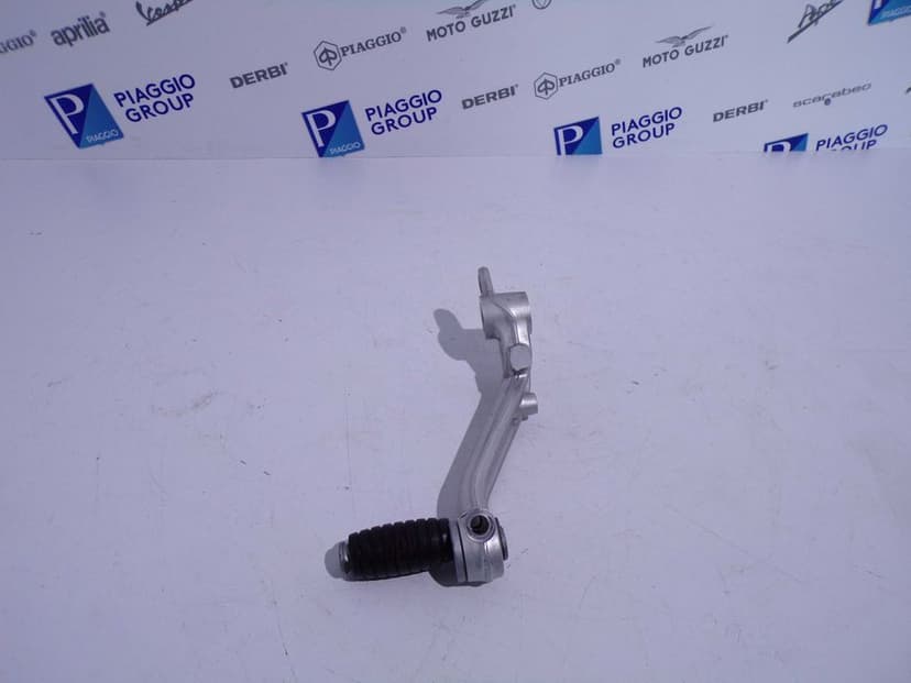 Aprilia Tuono 660 RS 660 dźwignia pedał hamulca nożnego OEM.