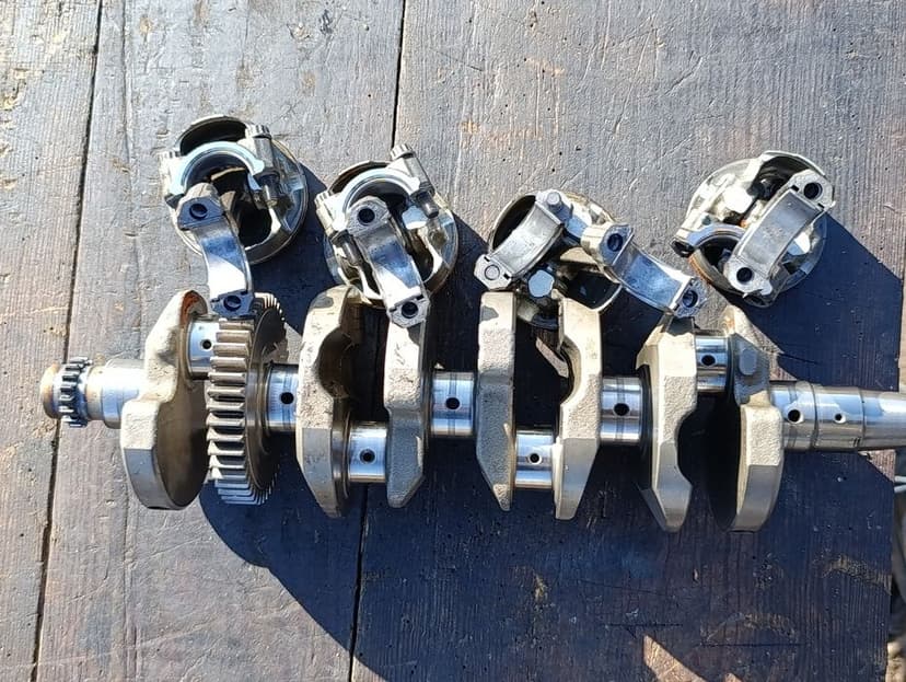 Bardzo dobry wał Yamaha FZ6 2004 - 2009r korbowody tłoki korbowód tłok