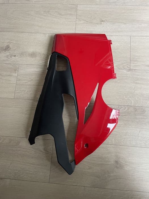 Pług lewy owiewka Ducati Panigale V4 V4S V4R
