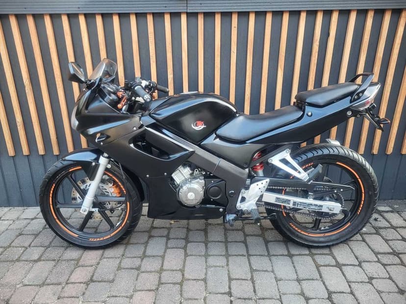 Honda CBR125 na B,A1 z Niemiec RATY