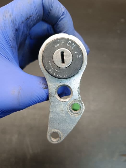 Stacyjka korek baku paliwa 2 kluczyki części Suzuki DRZ DR-Z 400 S SM