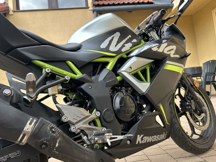 Kawasaki ninja 125