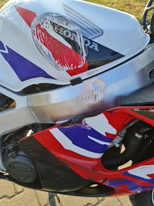 Honda CBR 900rr SC33