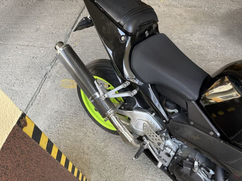 Honda cbr 954rr 2002r