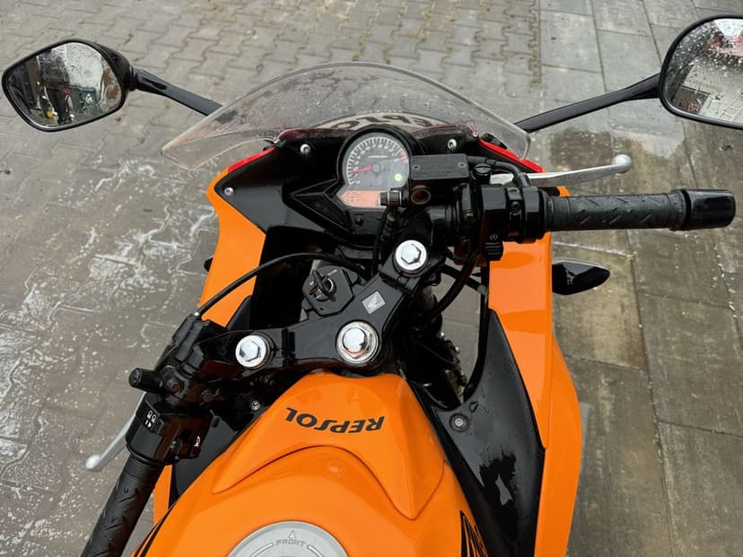 Motocykl Honda cbr 125r moto
