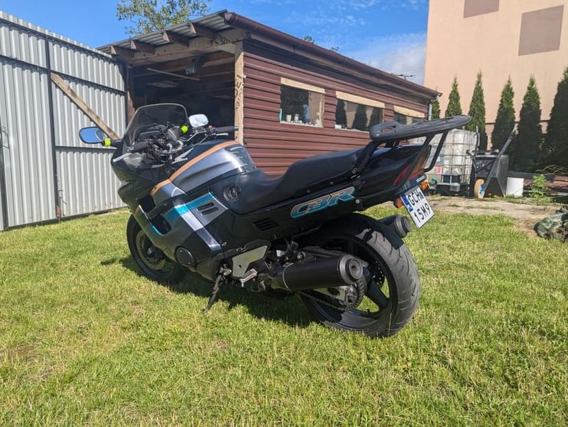Honda CBR1000F 1994r