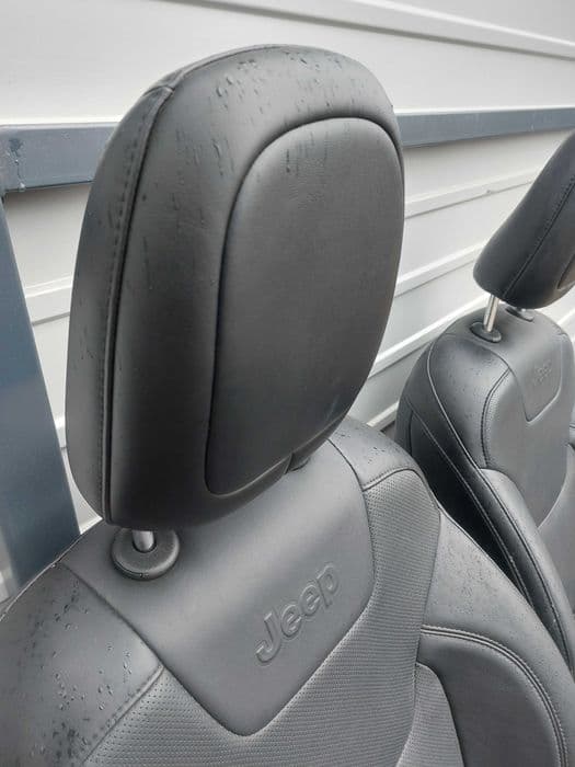 Komplet foteli do jeep cherokee kl skóra czarna